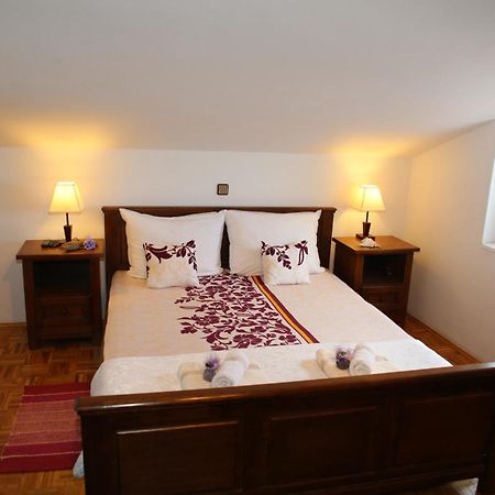 Pansion Adria Hotel Sveti Filip i Jakov Szoba fotó