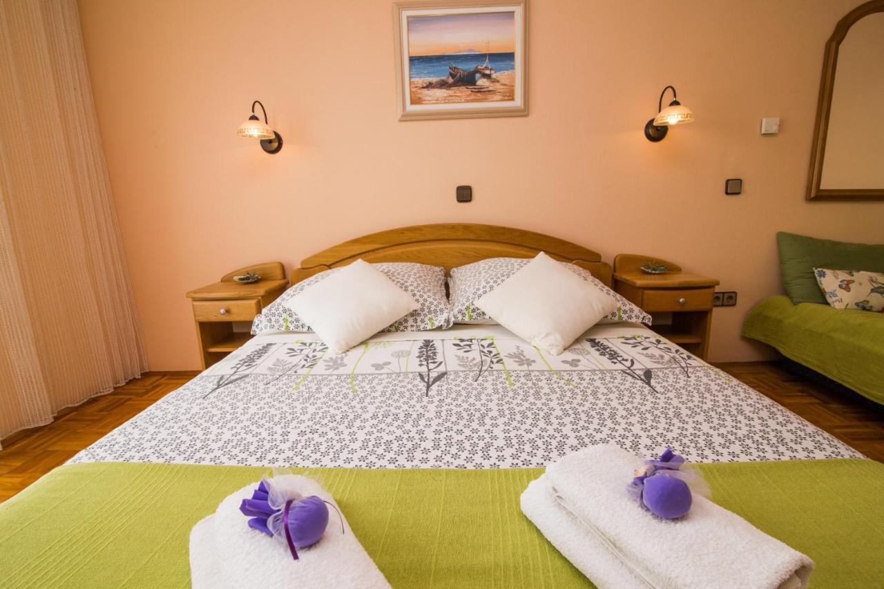 Pansion Adria Hotel Sveti Filip i Jakov Kültér fotó